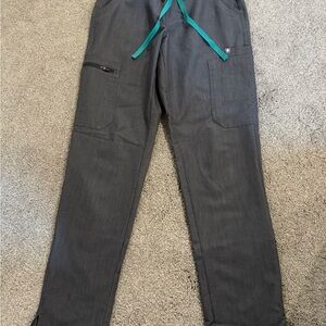 Women’s figs scrub pants